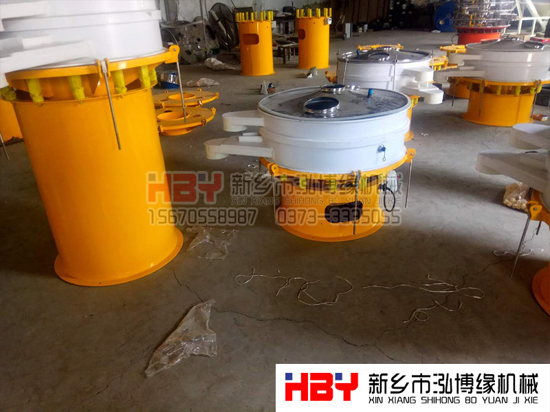 廣東東莞寮步鎮6臺800型塑料篩粉機正在加班趕制當中 預計后天即可發貨